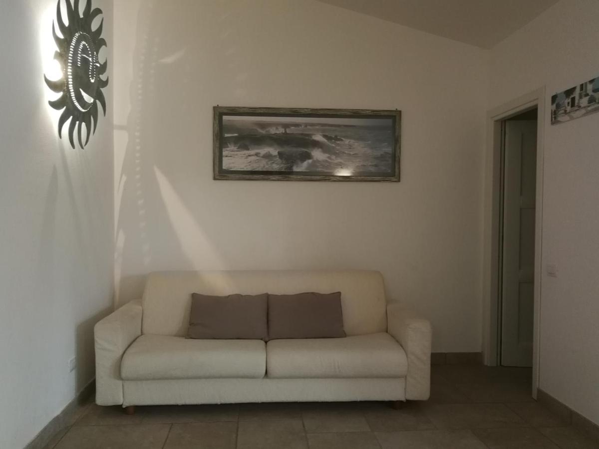The Sunny House Apartment Villasimius Exterior photo